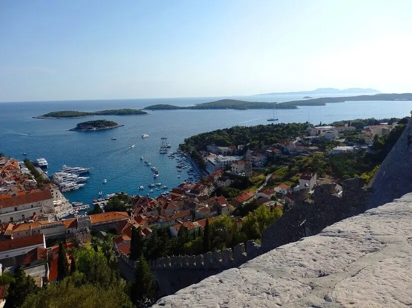 Find weed in Hvar